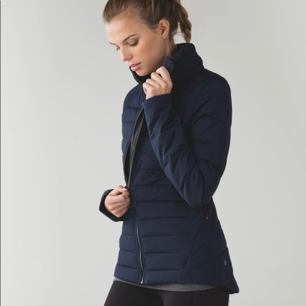 Lululemon Fluffed Up Jacket in Inkwell Navy ( SZ 8 )